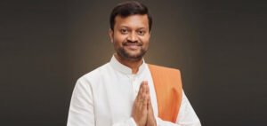 Read more about the article Vaibhav Pujari: Transforming Lives Through Vedic Wisdom, Practical Guidance, and Modern Thinking